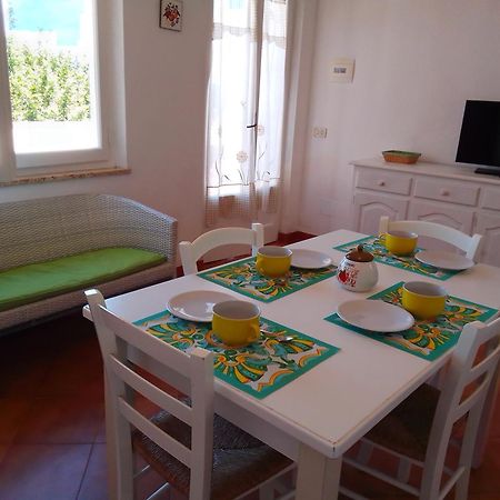 I Salici Διαμέρισμα Capoliveri  Εξωτερικό φωτογραφία