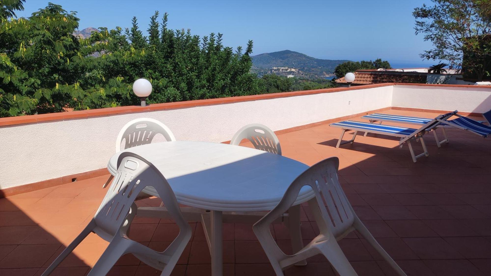 I Salici Διαμέρισμα Capoliveri  Εξωτερικό φωτογραφία